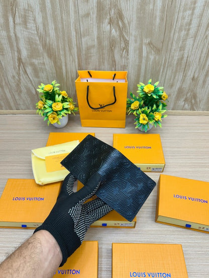 LOUIS_VUITTON_WALLET_V715