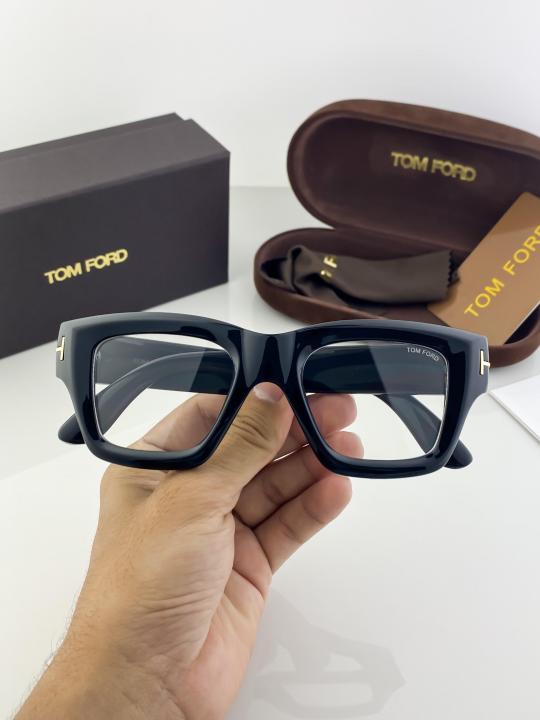 Tomford black frem 184