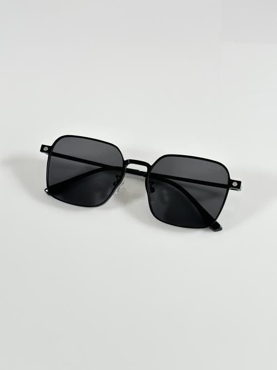Gucci_1016_Attachment_Black_White_Black_Brown