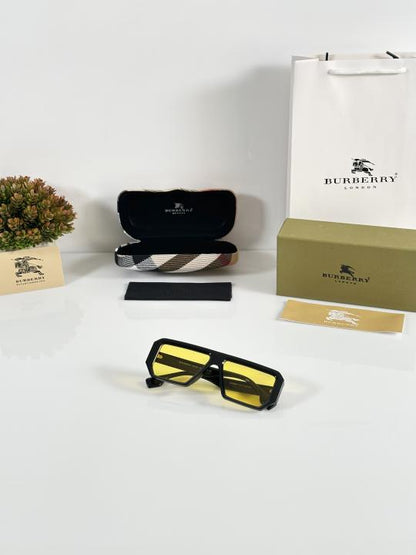 Burberry_4366_Black_Yellow